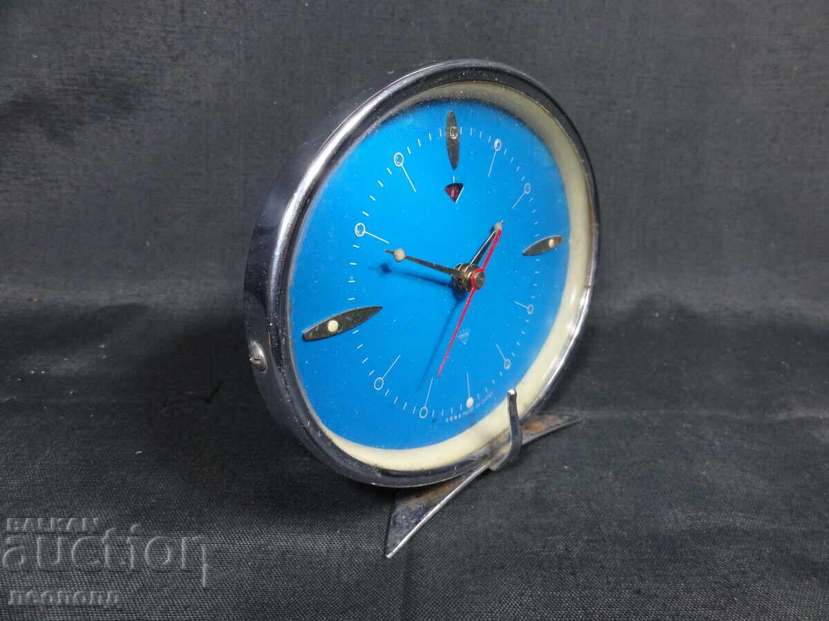 Auction  BZTs STAR Retro Mechanical Watch Alarm DIAMOND