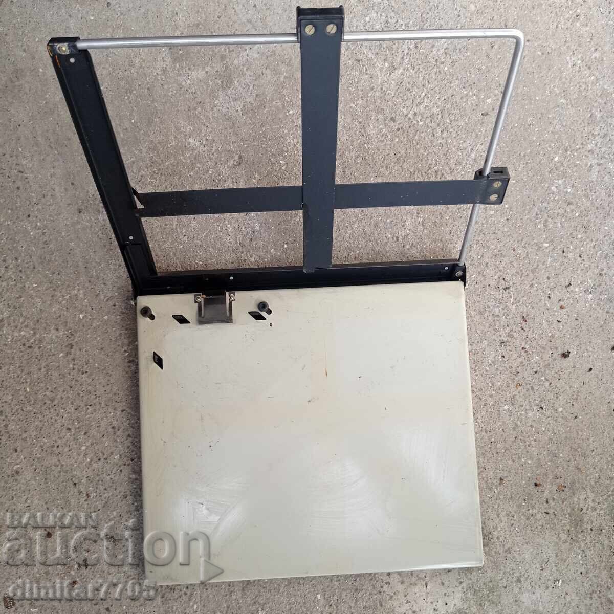 Φωτογραφική κορνίζα για σχεδιασμό αλλαγής μεγέθους φωτογραφιών με τιμή € 3.00 | 5.87 BGN