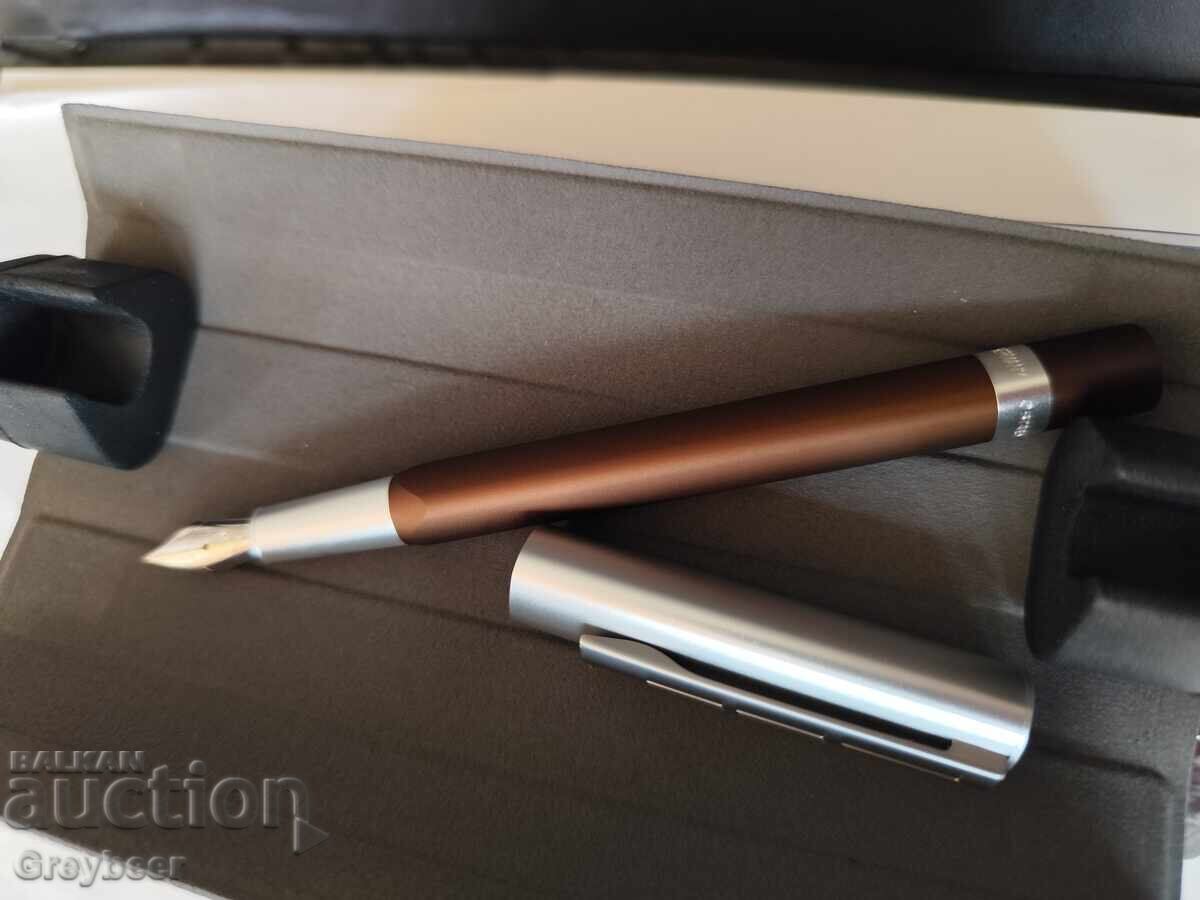 Stilou Staedtler TRX - maro cu preț € 50.00 | 97.79 BGN