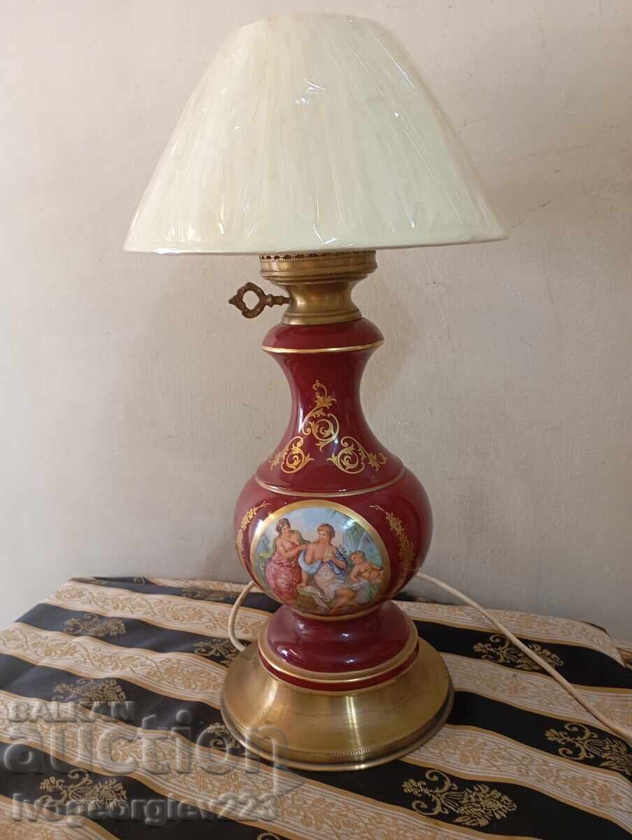 Lampă de masă în stil baroc Lampă de masă în stil baroc