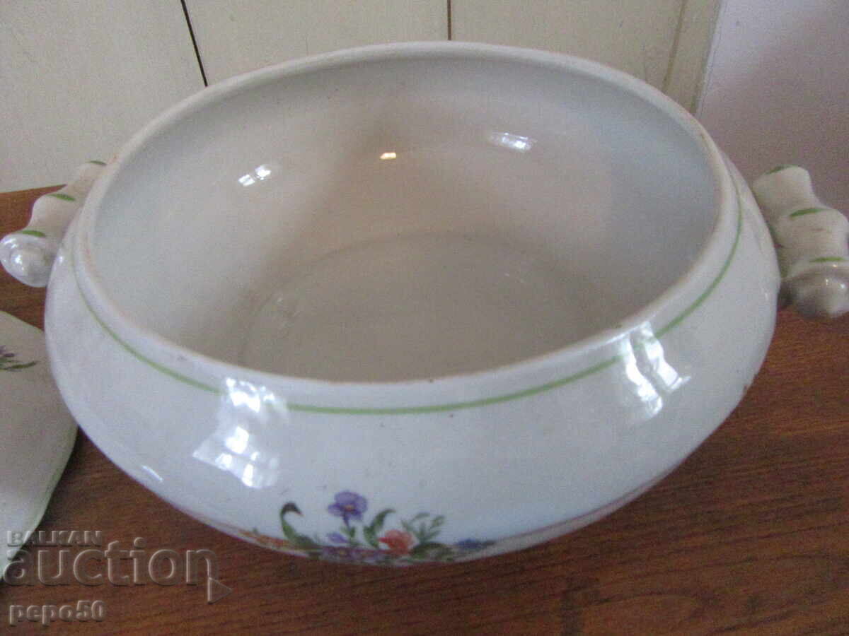 Licitație SUPORT DE PORȚELAN BULGĂRESC PENTRU SUPĂ - PERIOADA SOCIALISTĂ TIMPURIE