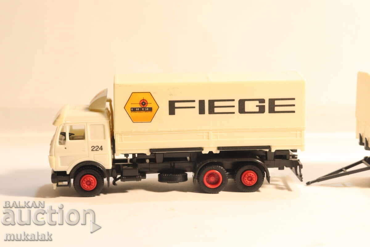 HERPA H0 1/87 MERCEDES BENZ TIR COLIȚĂ CAMION MODEL cu preț € 10.00 | 19.56 BGN
