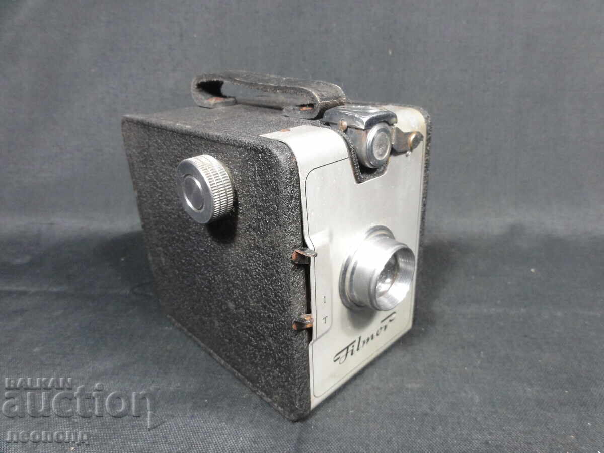 Auction  BZTs STAR RETRO FILM CAMERA BOX CAMERA FILMOR ITALY