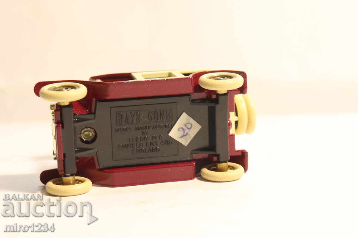 LLEDO DAYS GONE FORD CĂRUȚĂ JUCĂRIE MODEL RETRO - 5