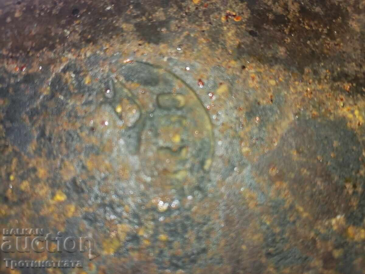 Delivery of Old axes, hatchets