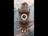 Холандски стенен часовник Zaandam , произведен през 60-те г.