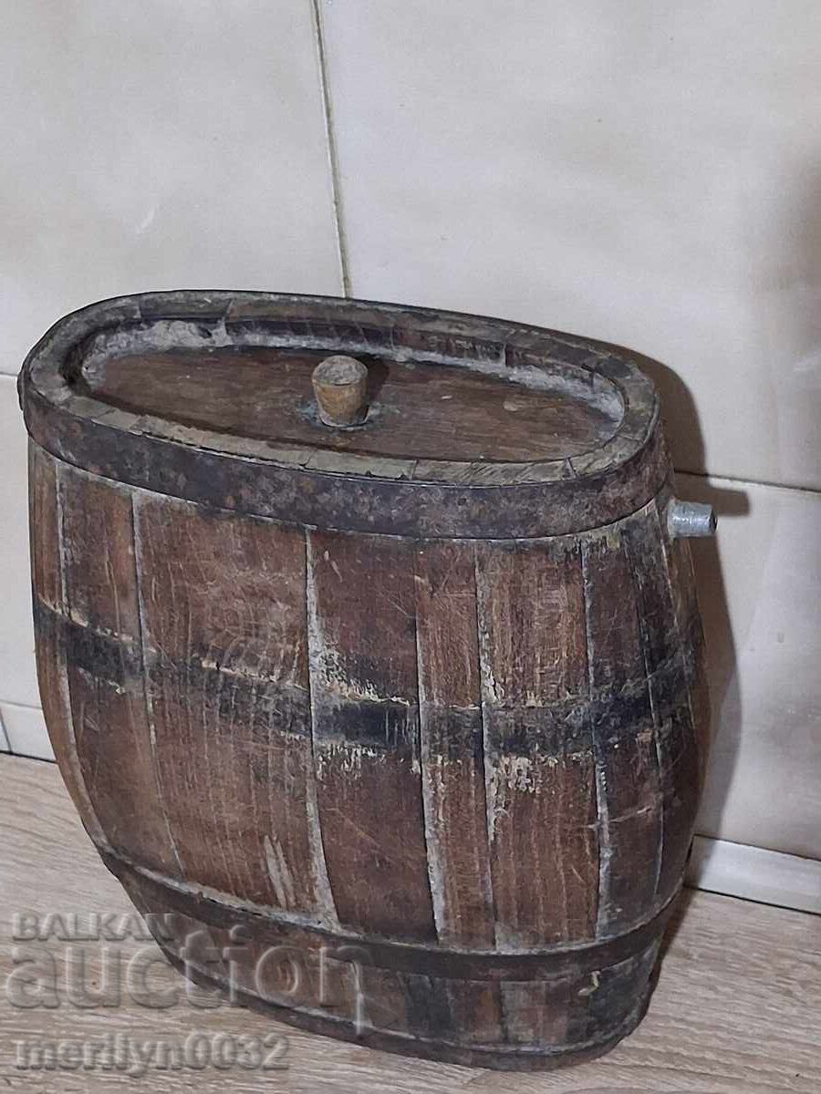 Стар павур от дърво дървения бъкел буре бъклица