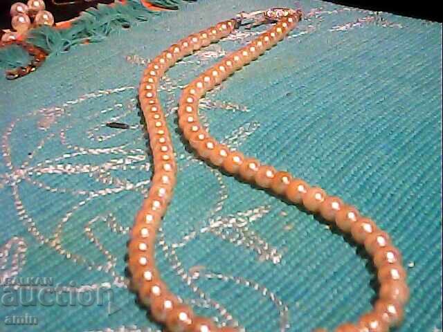 красиво старо колие от естествени перли 4мм с цена € 15.00 | 29.34 лв.