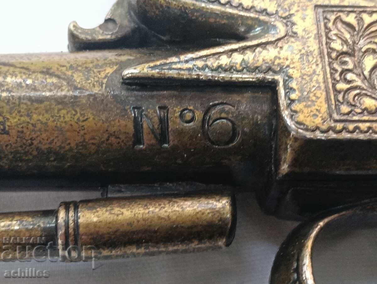 Δημοπρασία Ισπανικό Πιστόλι σε Κάψουλα