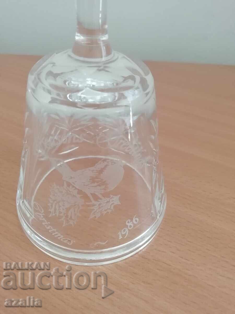 Кристална коледна камбанка с цена € 11.25 | 22.00 лв. Кристална коледна камбанка с цена € 11.25 | 22.00 лв.