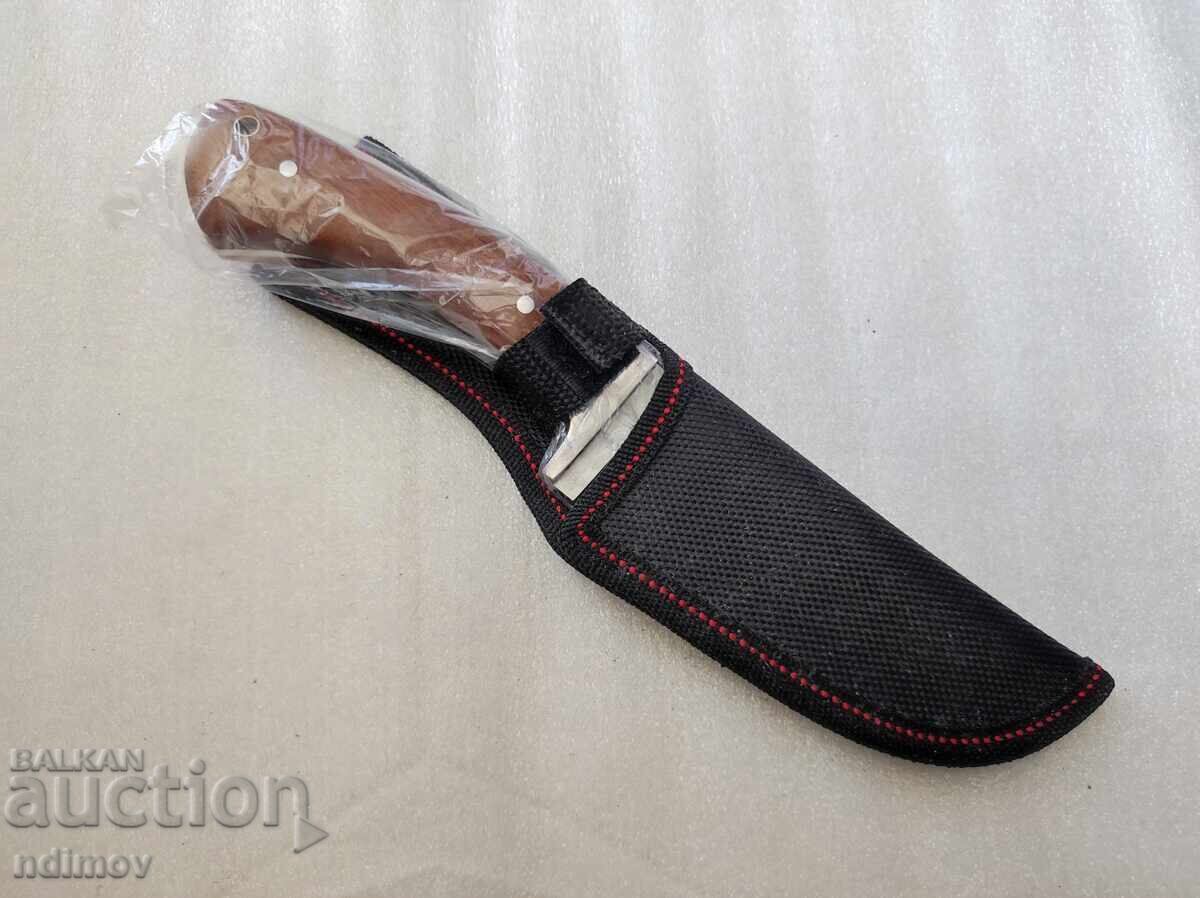 Delivery of Very sturdy hunting knife