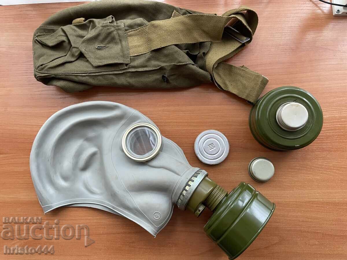 Παράδοση Μάσκα αερίου με δύο φίλτρα GP-5 (μαύρο ή λευκό) /c