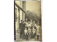 Дядо с голямото си семейство