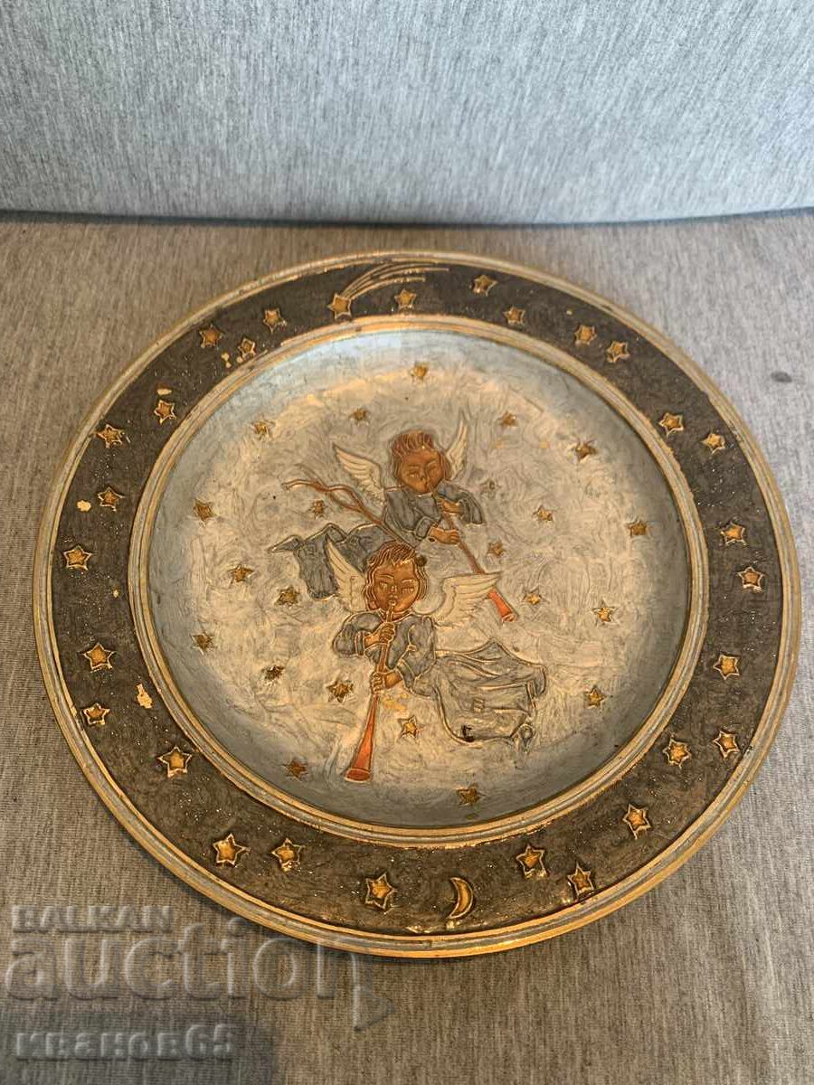 Месингова чиния за стена с ангели с цена € 20.00 | 39.12 лв.