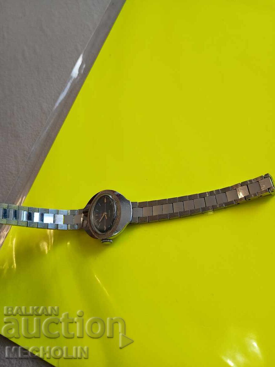 Auction  COLLECTOR'S Russian Chayka Watch