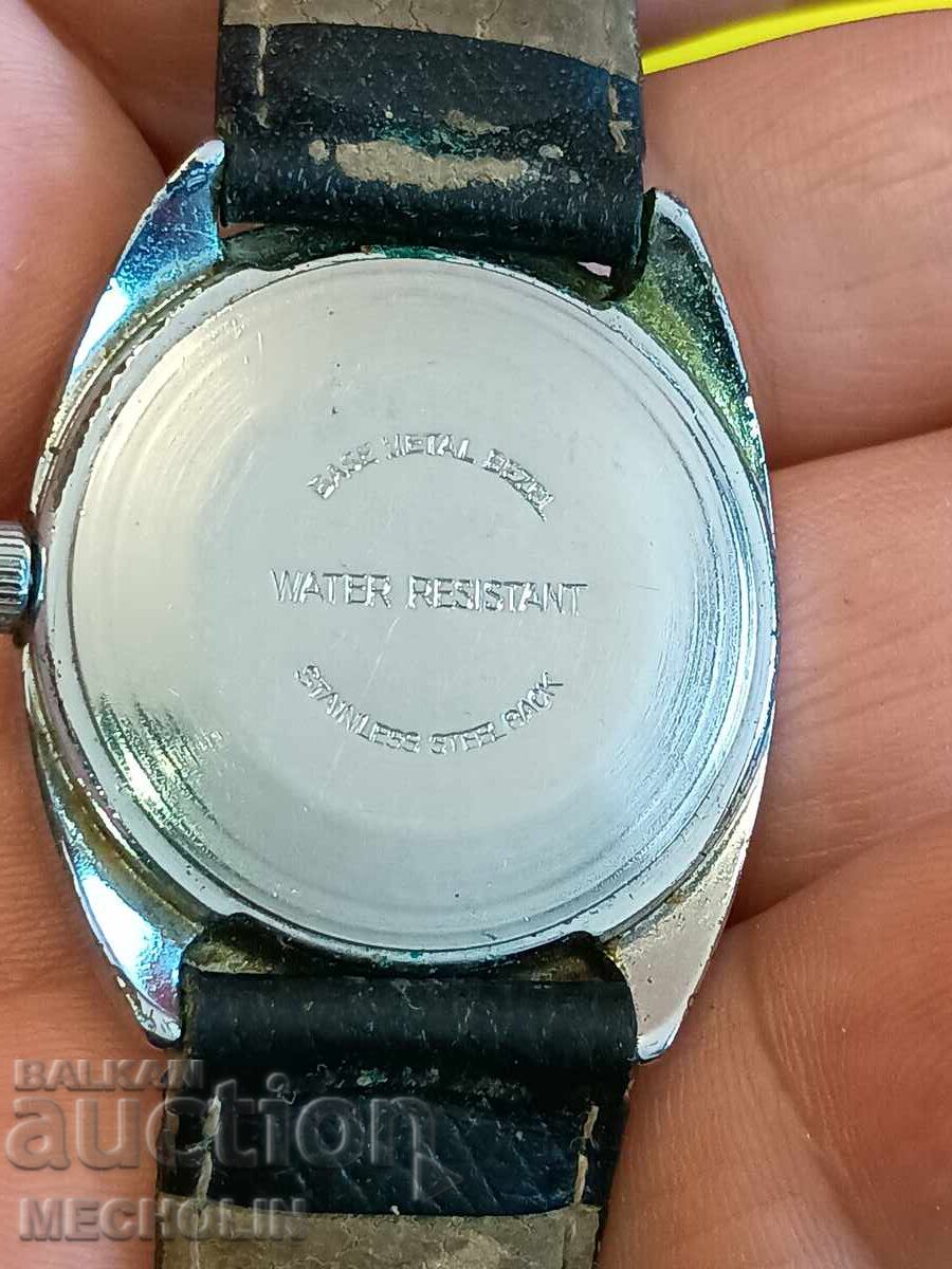 COLLECTOR'S Timex watch with price € 13.00 | 25.43 BGN