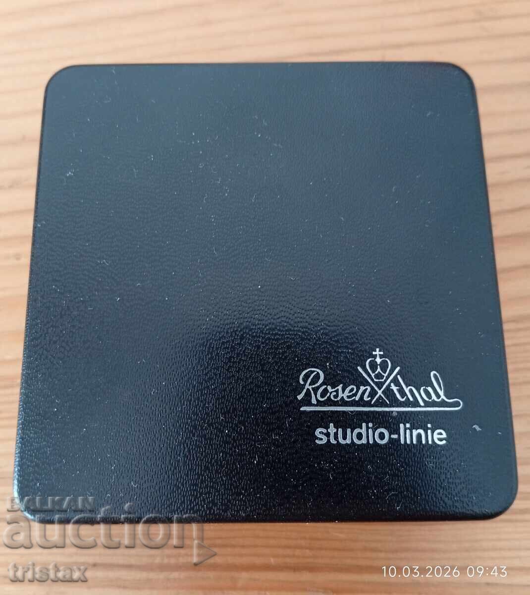 Porcelain brooch by Rosenthal, Art Deco style - 5