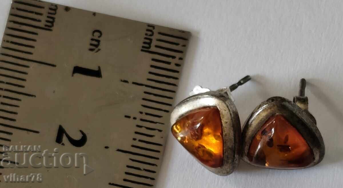 Δημοπρασία Ασημένια σκουλαρίκια με κεχριμπάρι