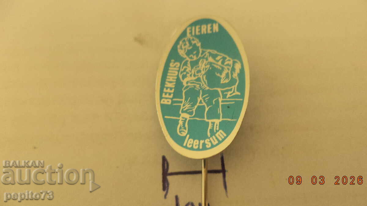 Insigna publicitară, Beekhuis, companie de ouă