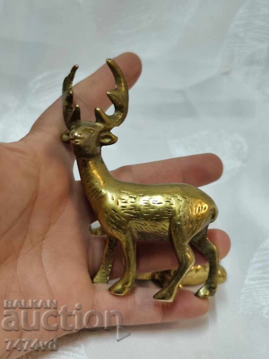 Χάλκινο ειδώλιο ελαφιού