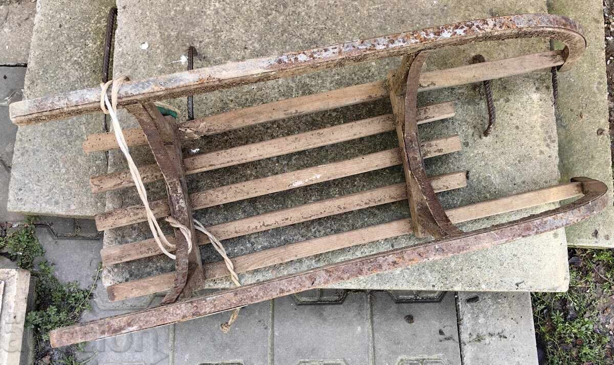 ГОЛЯМА ДЪРВЕНА СОЦ ДЕТСКА ШЕЙНА СЪС ЗАБЕЛЕЖКА - 5