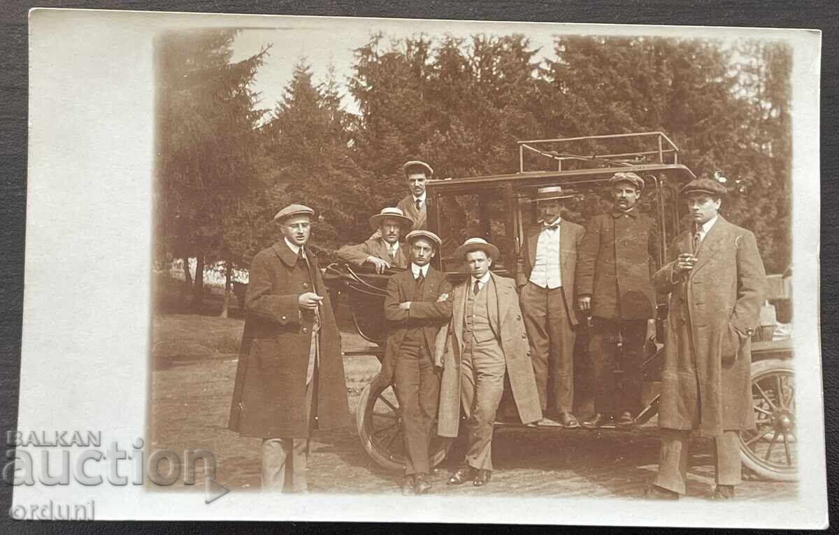 5659 Царство България Чам Кория богати наследници автобил