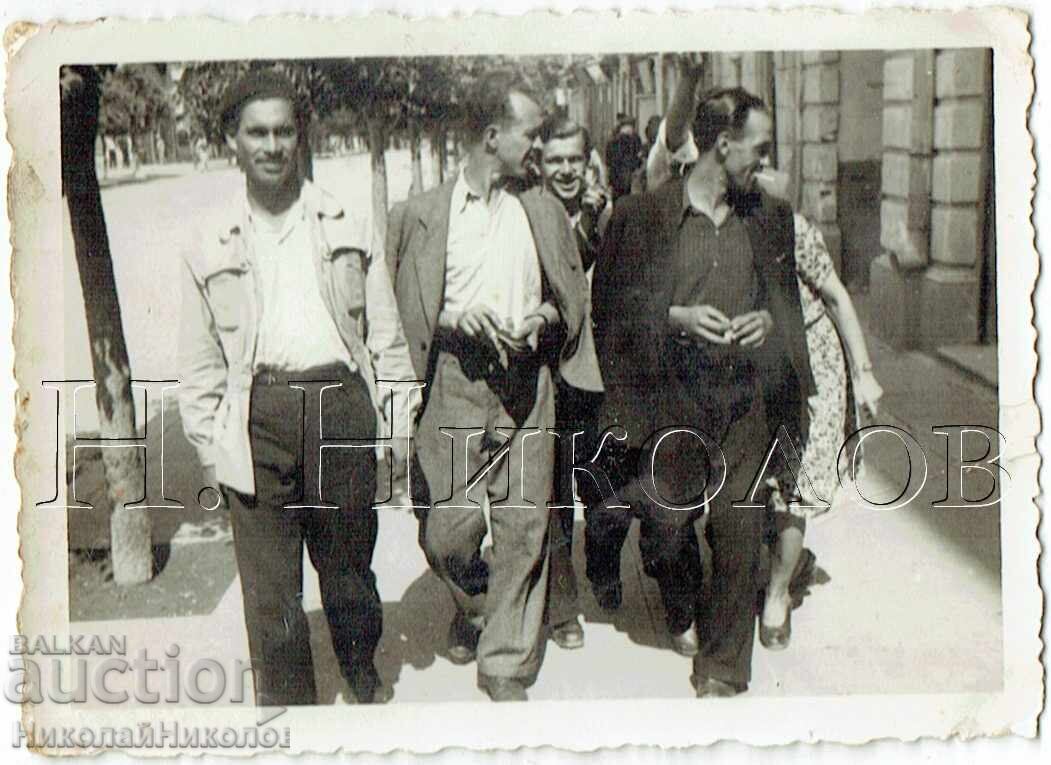 MALKA STARA SNIMKA RAZHODKA S PUSHENE NA TSIGARI „SLYNTSE“ ZH353