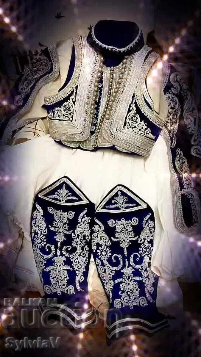 Costum tradițional bărbătesc - moda Amalia