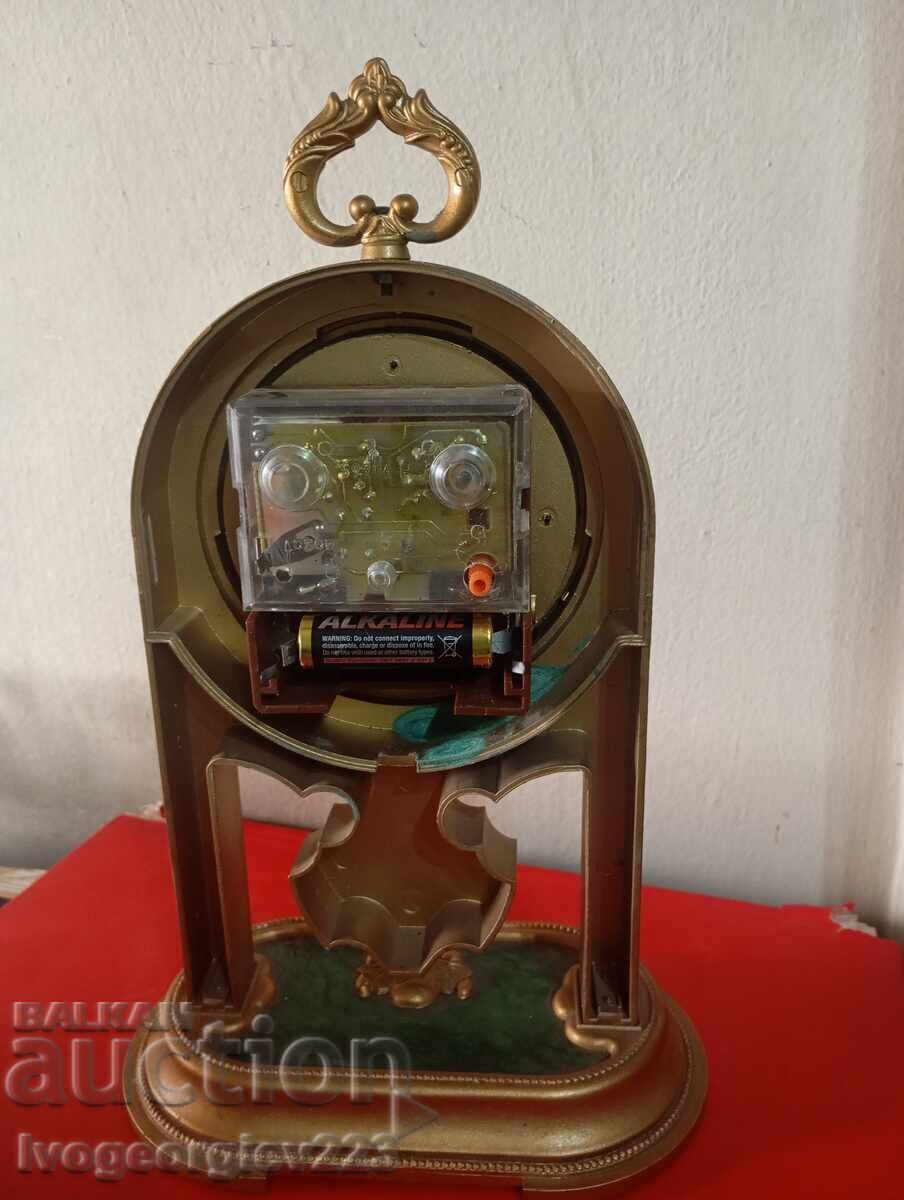 Ceas de masă vintage - 5 Ceas de masă vintage - 5