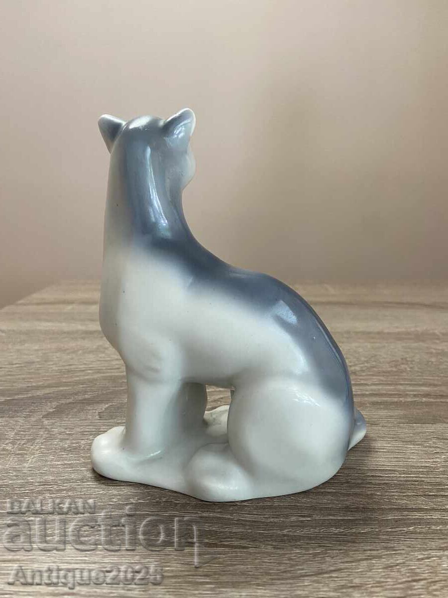 "Puma / Panther" Figurine - Polonsky Factory, USSR with price € 30.00 | 58.68 BGN "Puma / Panther" Figurine - Polonsky Factory, USSR with price € 30.00 | 58.68 BGN