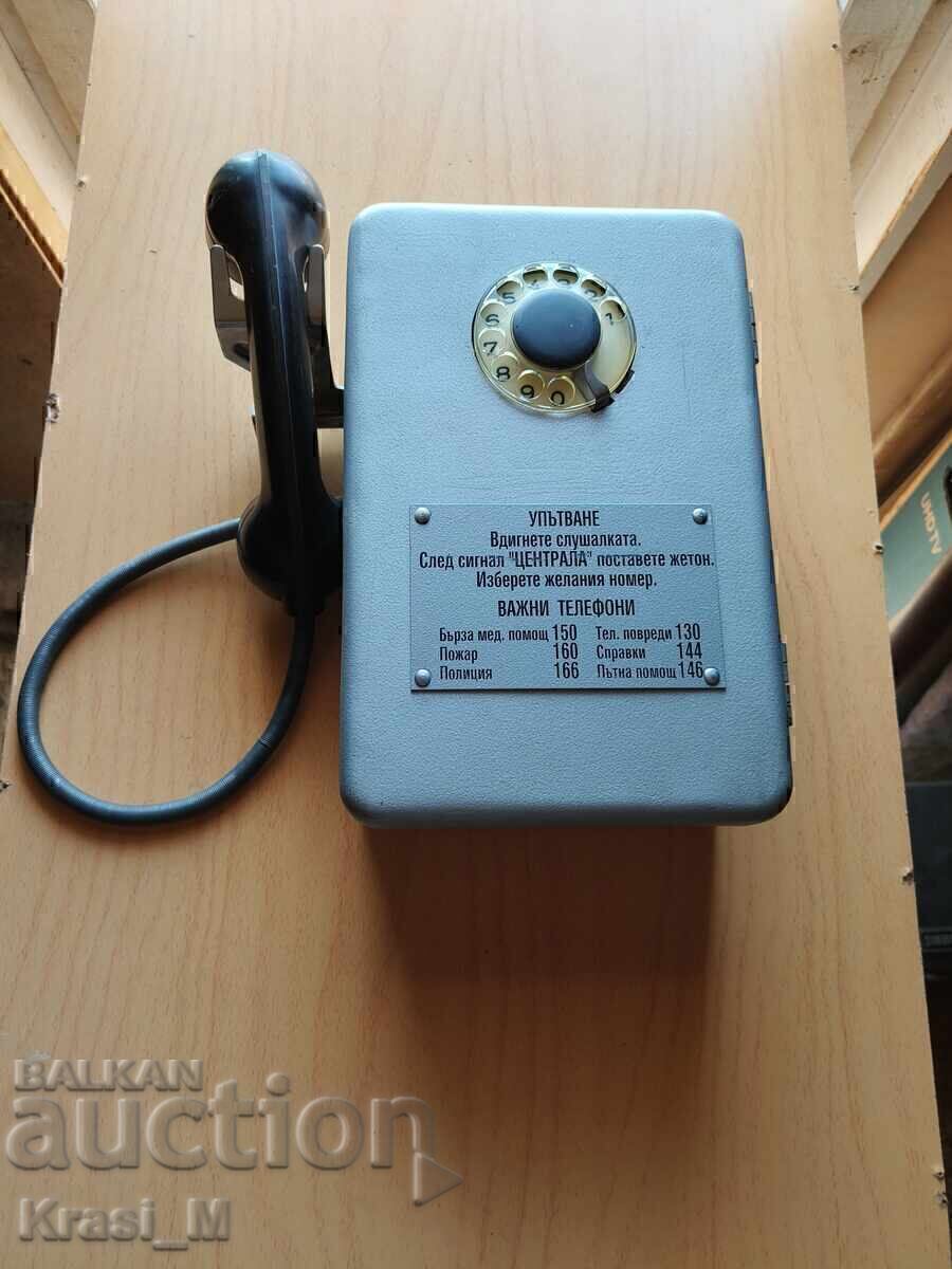 Licitație Telefon public stradal socialist pentru 2 st. Calitate de top Licitație Telefon public stradal socialist pentru 2 st. Calitate de top