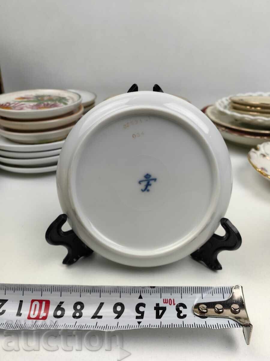 ЦВЕТЯ КОЛЕКЦИОННА МАРКОВА МАЛКА ПОРЦЕЛАНОВА ЧИНИЙКА ЧИНИЯ с цена € 5.00 | 9.78 лв. ЦВЕТЯ КОЛЕКЦИОННА МАРКОВА МАЛКА ПОРЦЕЛАНОВА ЧИНИЙКА ЧИНИЯ с цена € 5.00 | 9.78 лв.