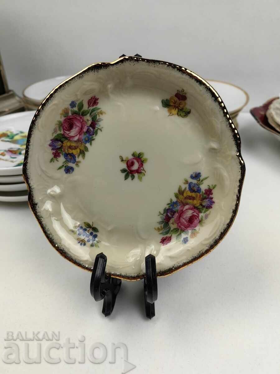 Συλλεκτικό Πορσελάνινο Πιατάκι με Σήμα