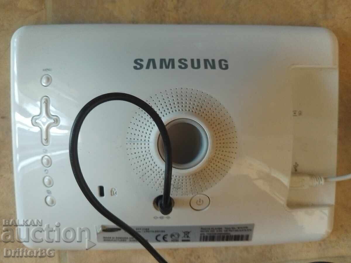 Auction  Digital photo frame Samsung, player