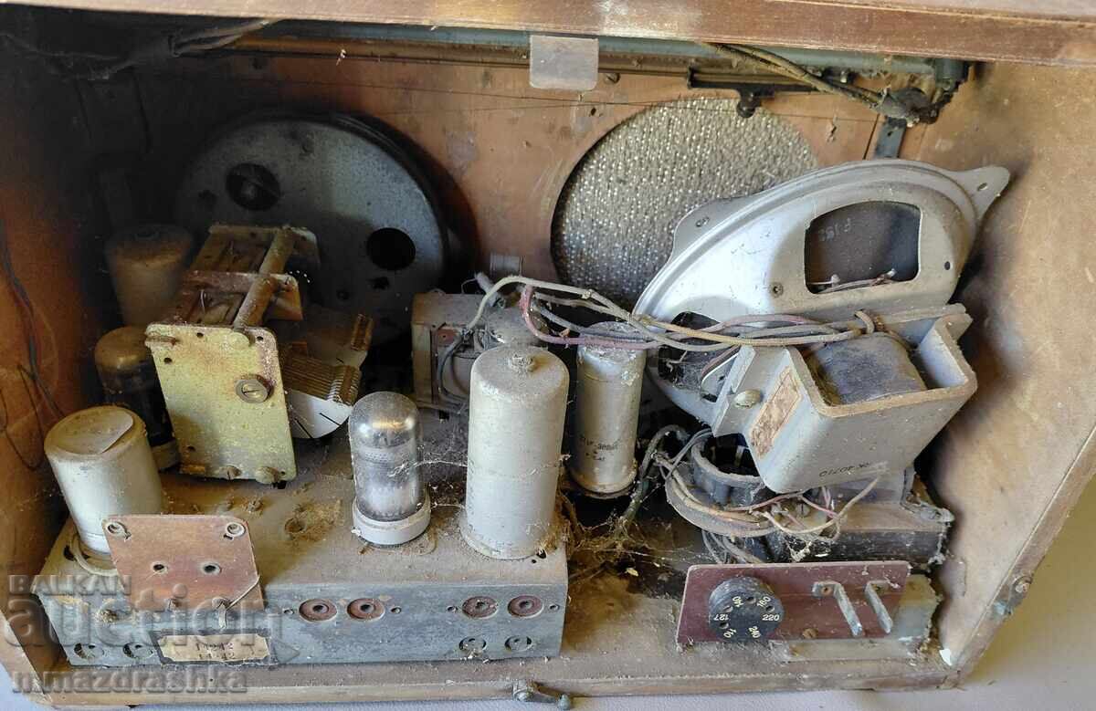 Philips 657A Radio - 7