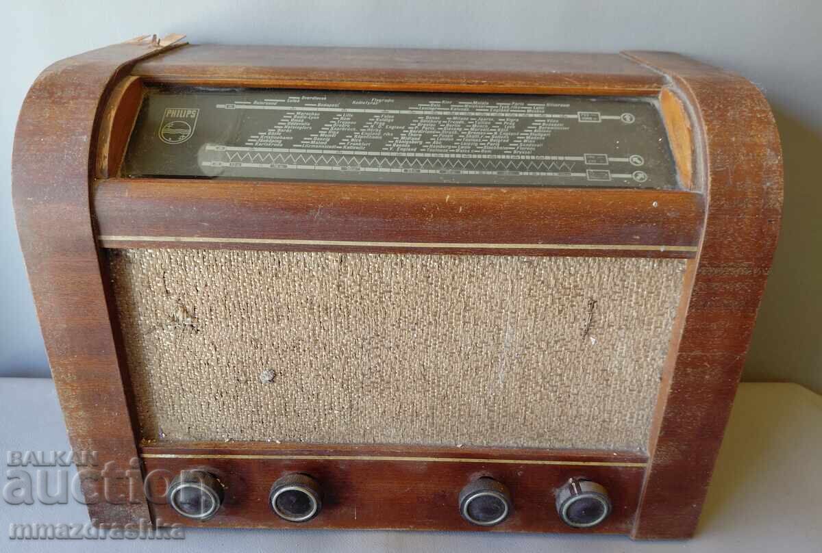 Philips 657A Radio