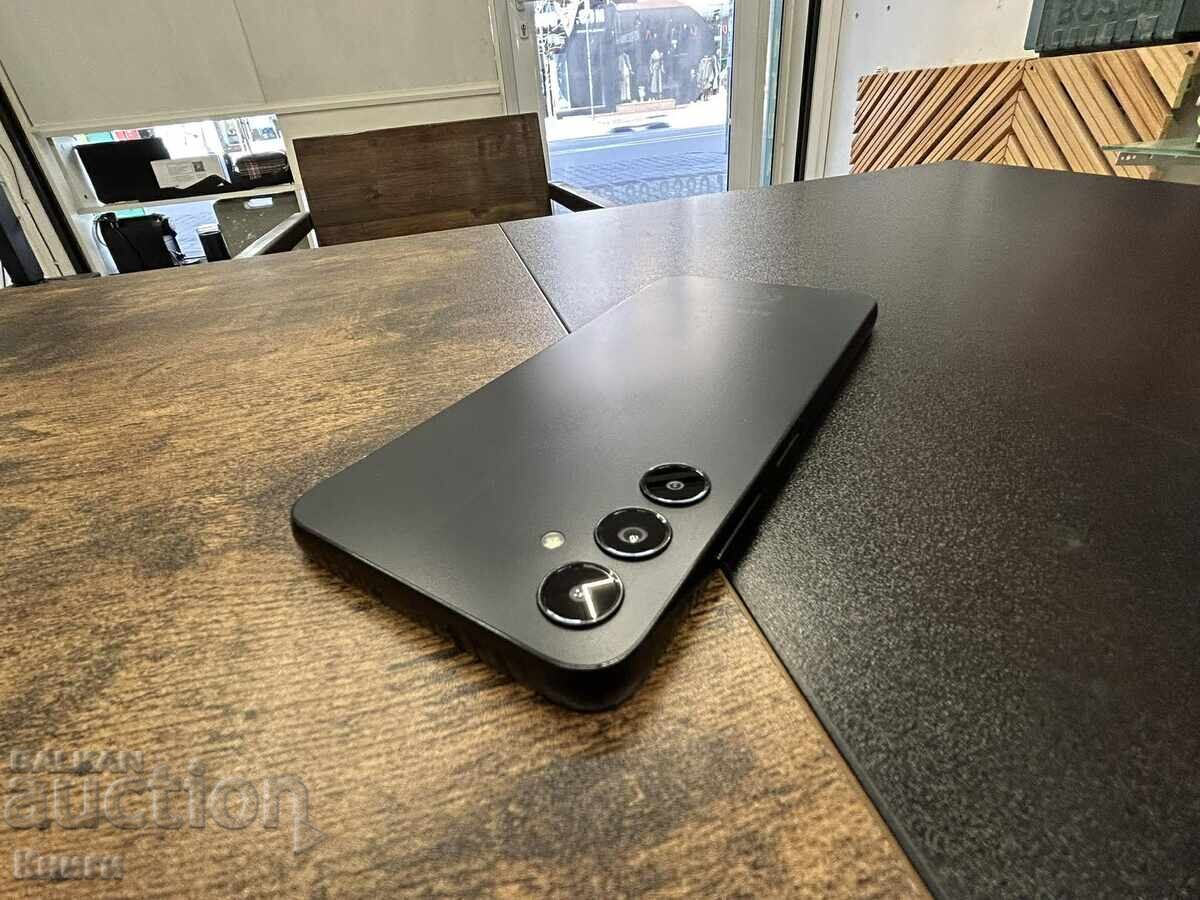 Auction  Samsung Galaxy A05s phone