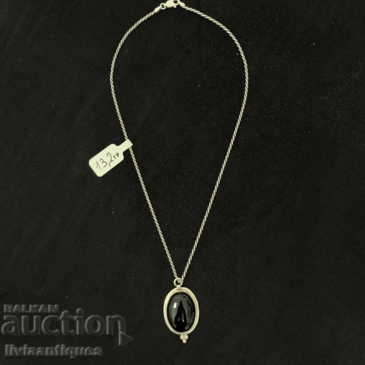 Ασημένιο κολιέ με μαύρη όνυχα με τιμή € 80.78 | 157.99 BGN