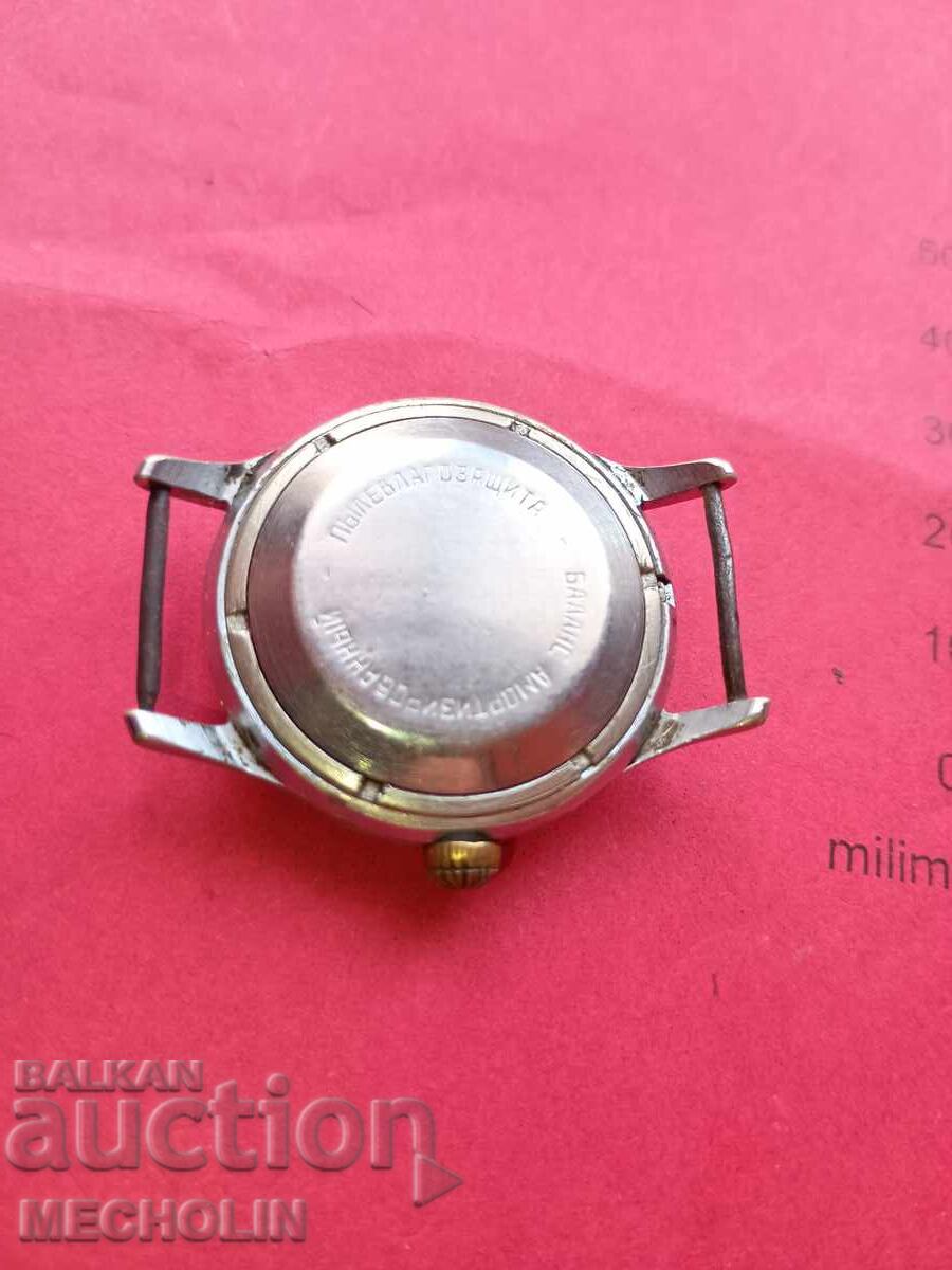 Ceas de colecție rusesc sportiv cu preț € 13.00 | 25.43 BGN