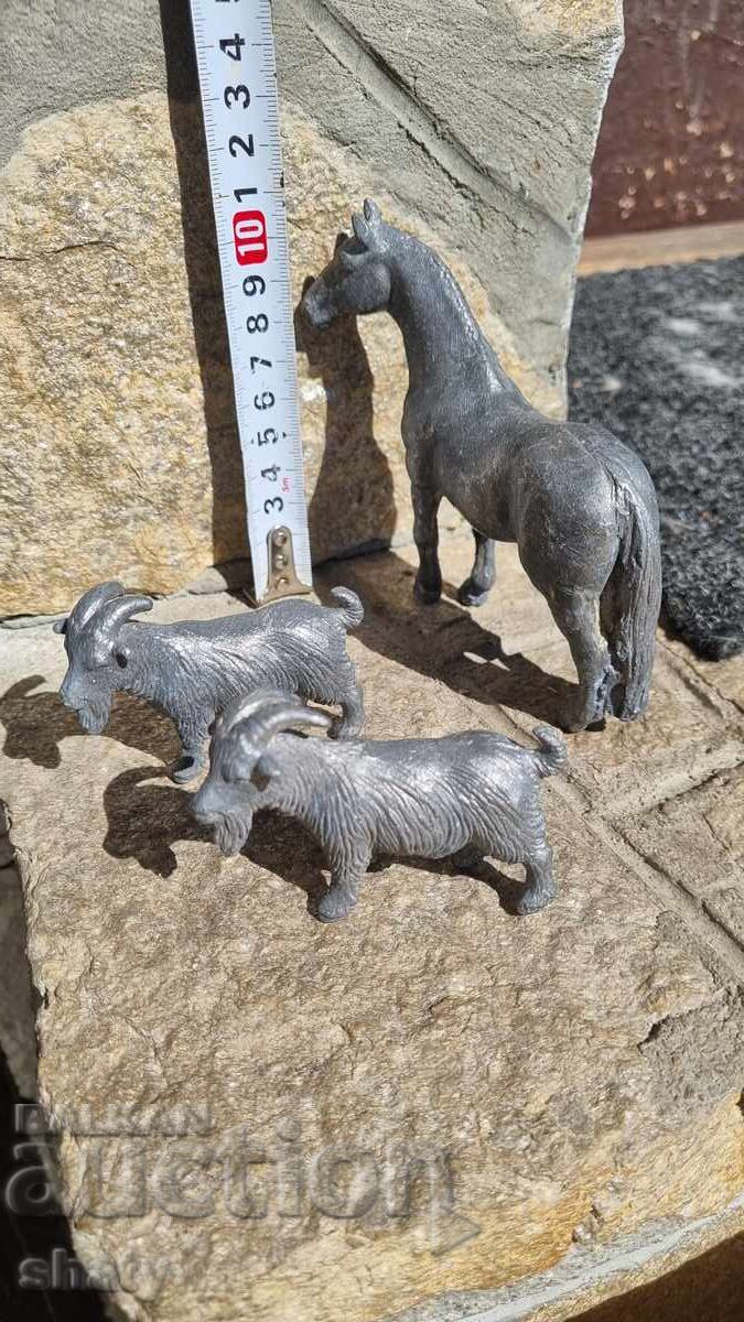 Figuri de metal vechi