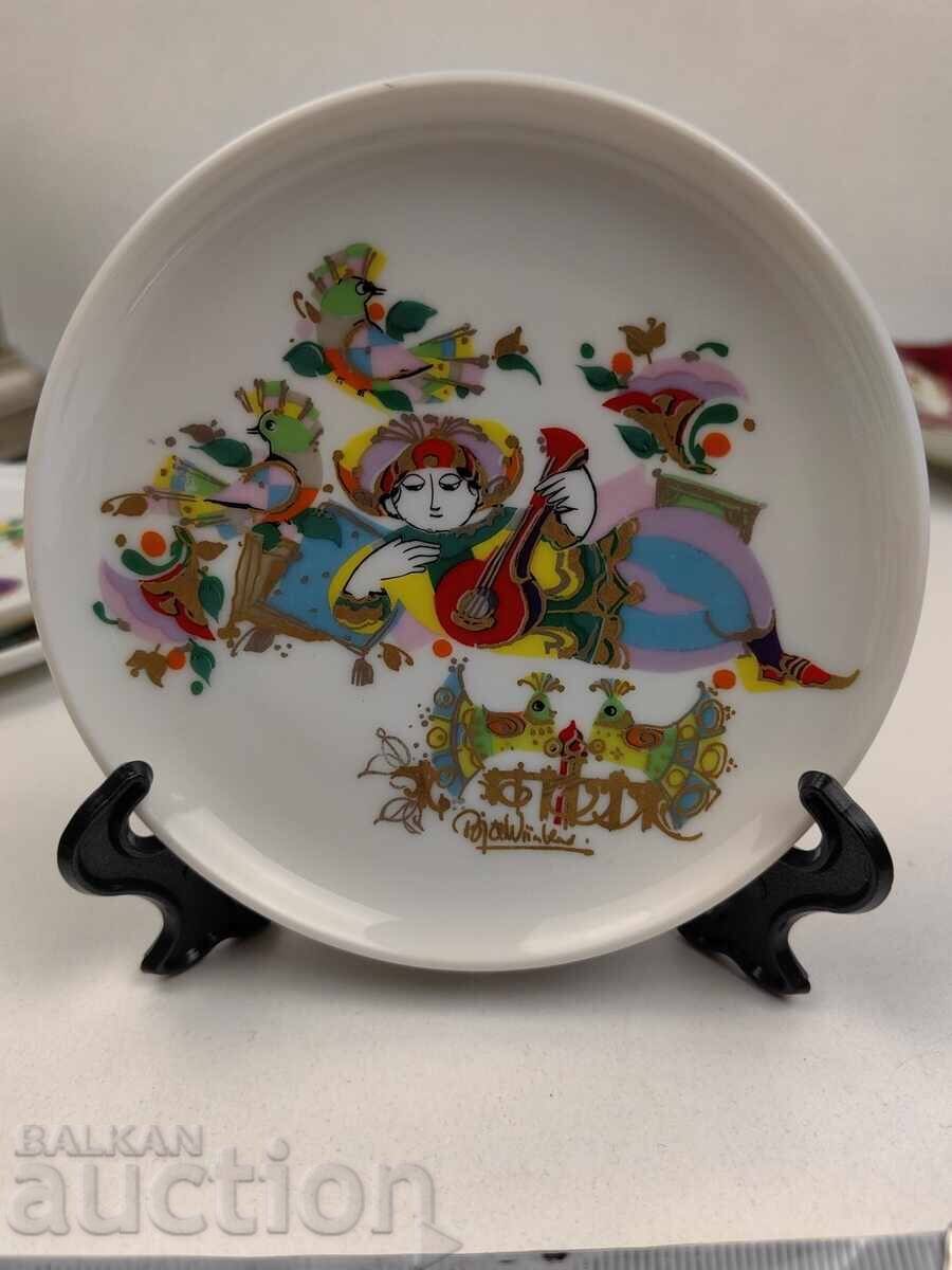 ARTĂ COLECȚIONABILĂ PORȚELAN MIC FARFURIE FARFURIE