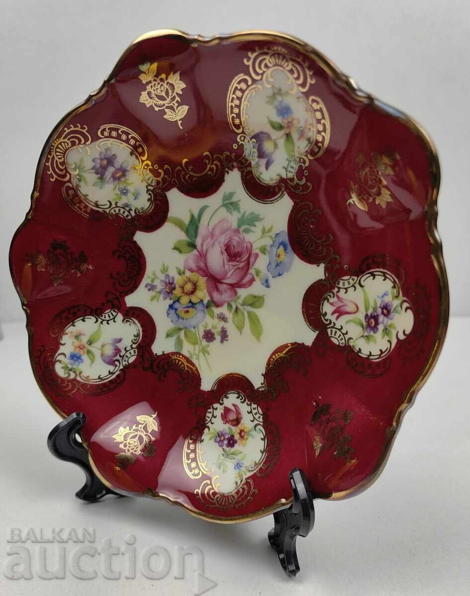 COLECȚIONAR MARCA MICĂ PORȚELAN FARFURIE FARFURIE cu preț € 12.00 | 23.47 BGN COLECȚIONAR MARCA MICĂ PORȚELAN FARFURIE FARFURIE cu preț € 12.00 | 23.47 BGN