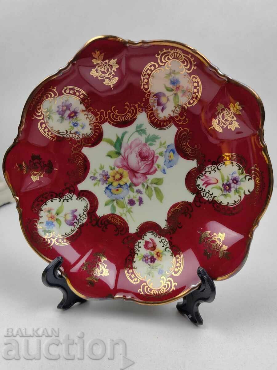 COLECȚIONAR MARCA MICĂ PORȚELAN FARFURIE FARFURIE - 5 COLECȚIONAR MARCA MICĂ PORȚELAN FARFURIE FARFURIE - 5