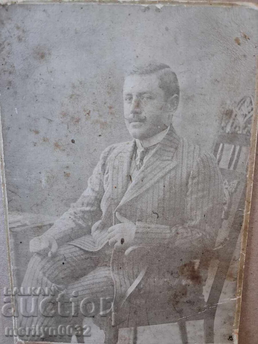 Портрет фотография снимка портрет на господин фото КараСтоян