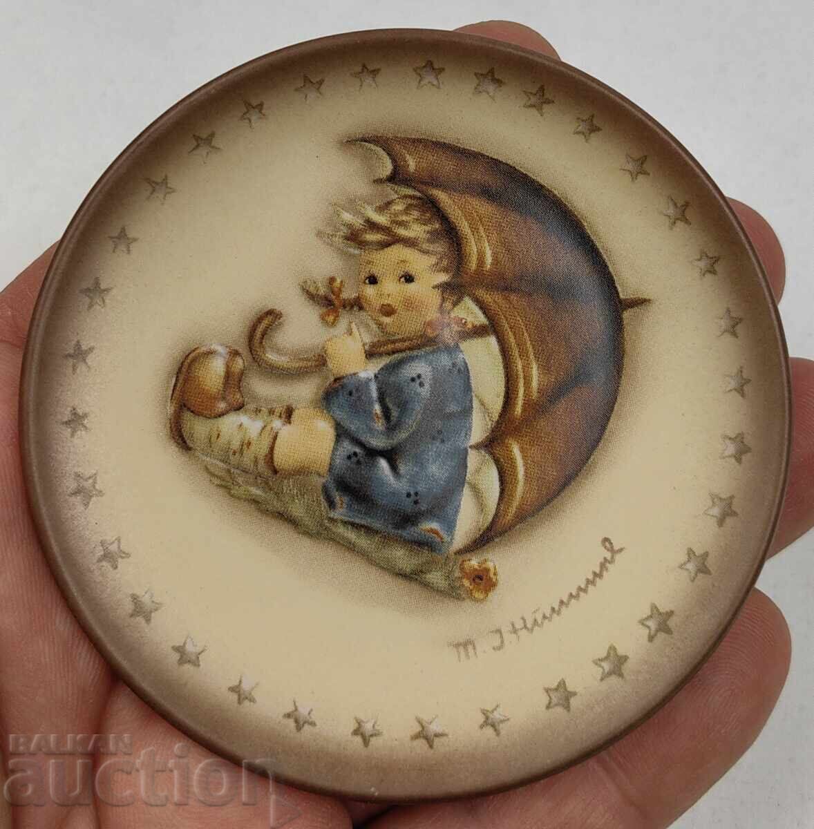 HUMMEL GOEBEL COLECȚIONABILĂ PLATOU MIC DIN PORȚELAN PLATOU