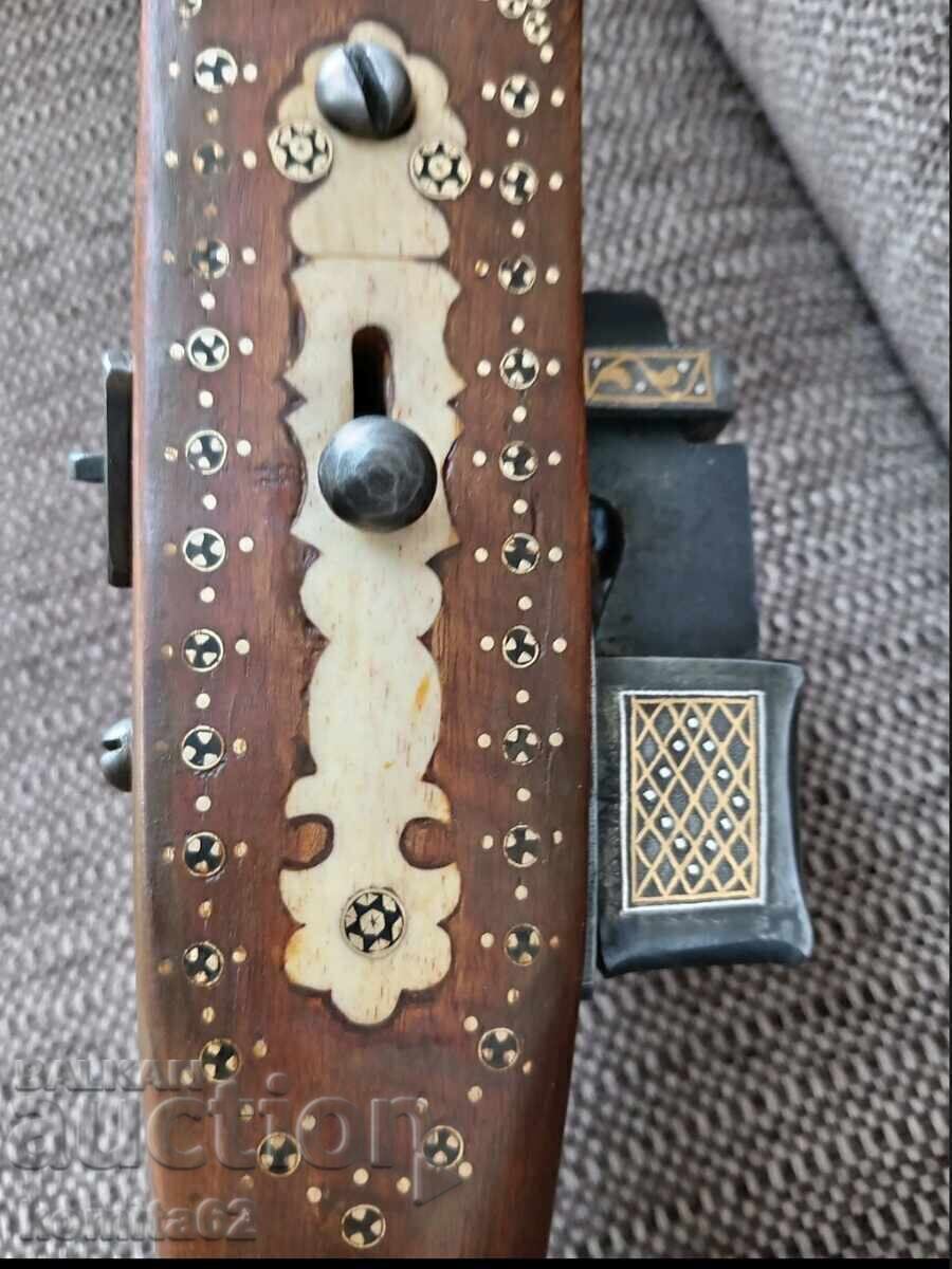 Шишане, бойлия, кремъчна пушка, пищов, микелет - 7