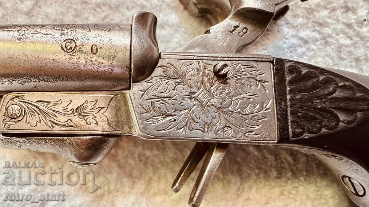 Лефуше двуцевен малък пистолет с цена € 190.00 | 371.61 лв.