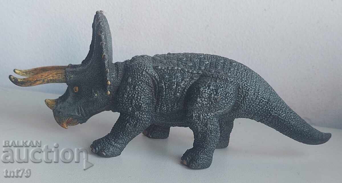 Аукцион Фигура, животни: динозавър трицератопс – Mojo.