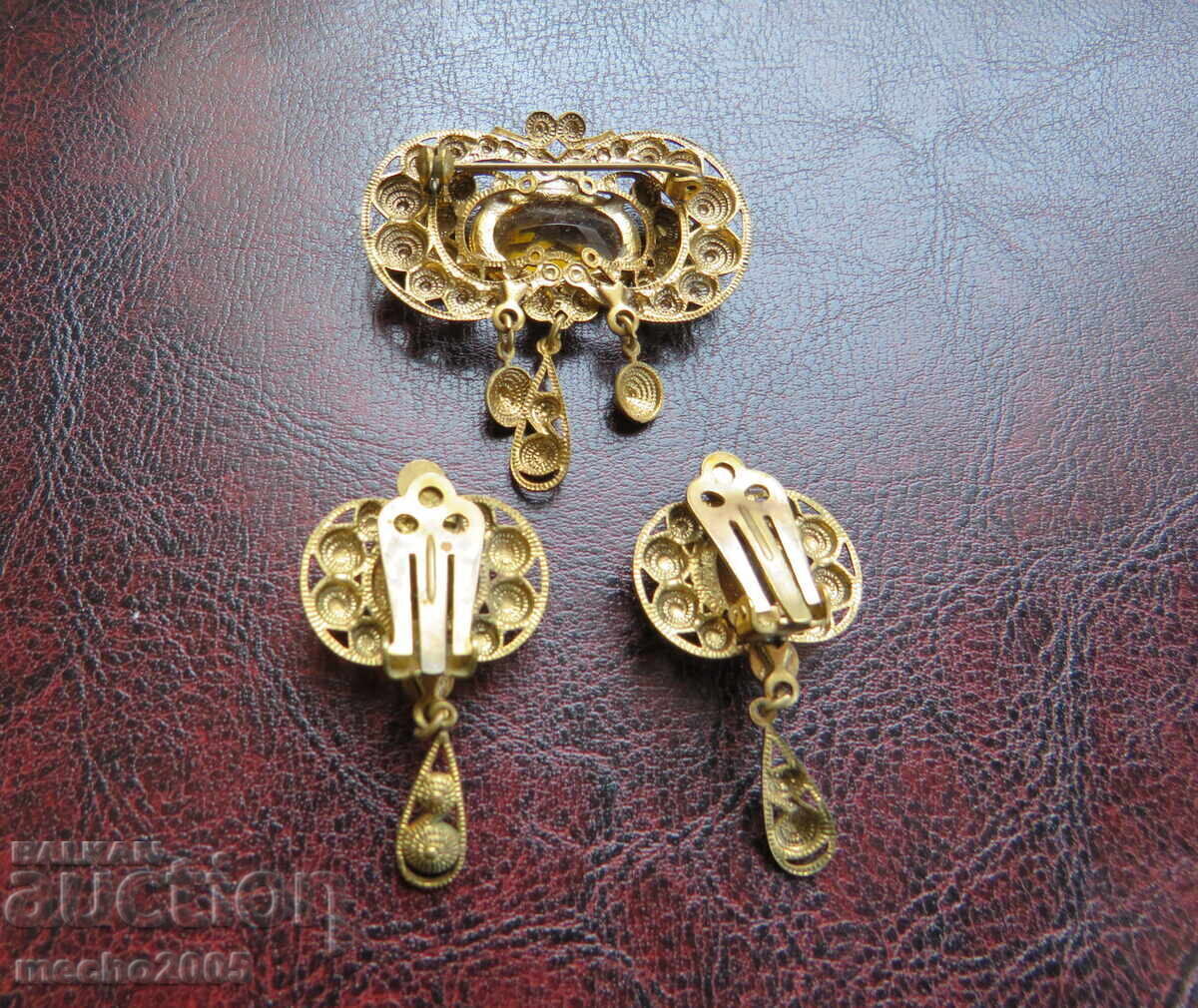 Auction  JEWELRY SET FROM THE EARLY 20TH CENTURY