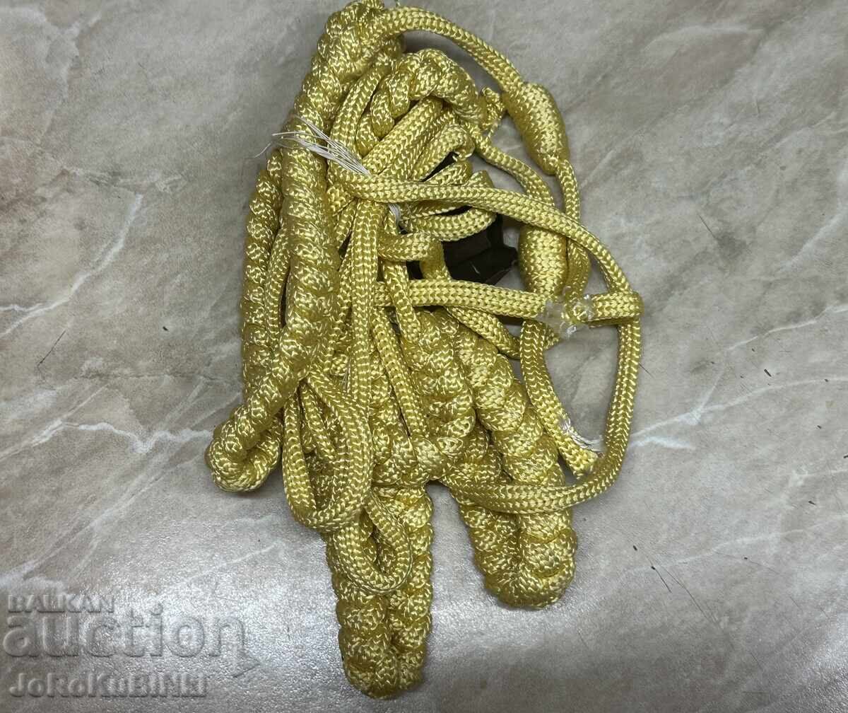 Axelbant cu preț € 5.00 | 9.78 BGN